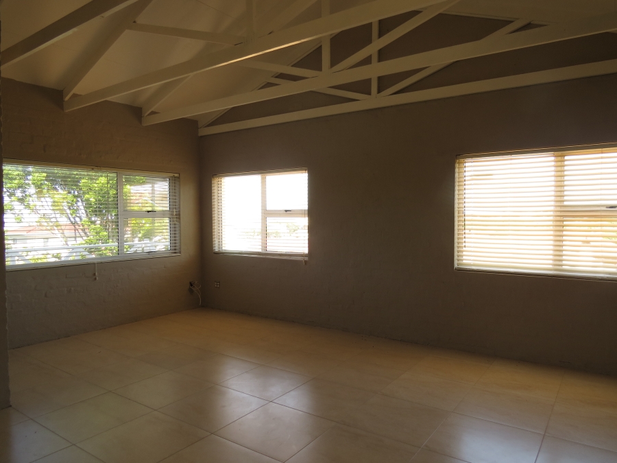 3 Bedroom Property for Sale in Stilbaai Wes Western Cape